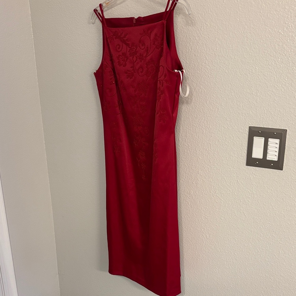 CDC Red Floral Midi Dress